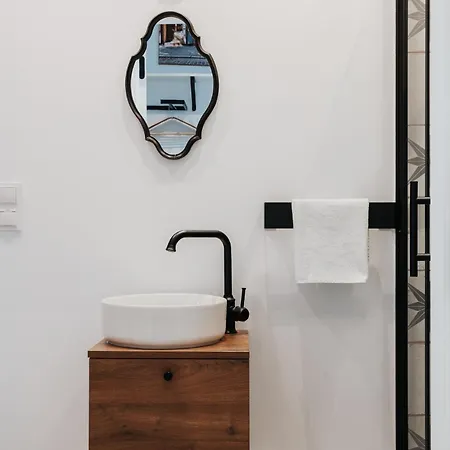 Golden Merchant Main Square