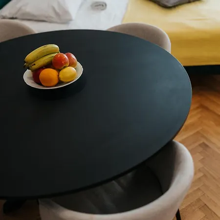 Golden Merchant Main Square Apartment