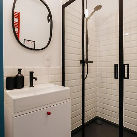 Golden Merchant Main Square Apartment *