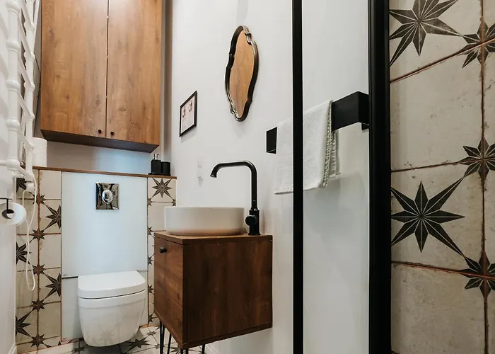 Golden Merchant Main Square 아파트