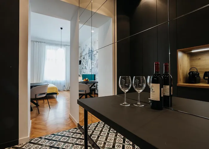 Golden Merchant Main Square Kraków