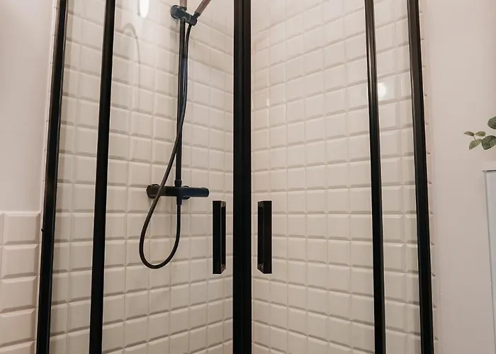 Golden Merchant Main Square