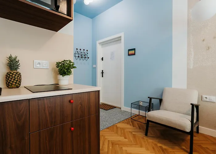 Golden Merchant Main Square Kraków