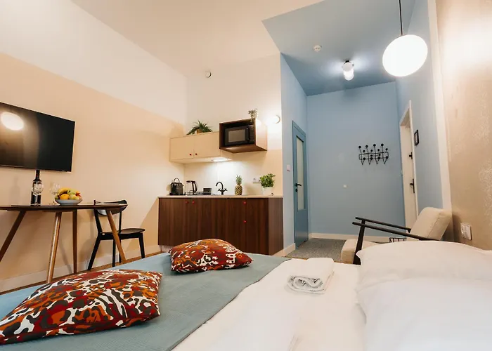 Golden Merchant Main Square