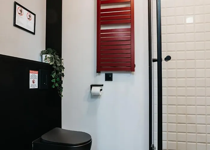 Golden Merchant Main Square