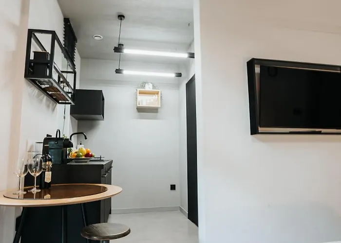 Golden Merchant Main Square Apartament *