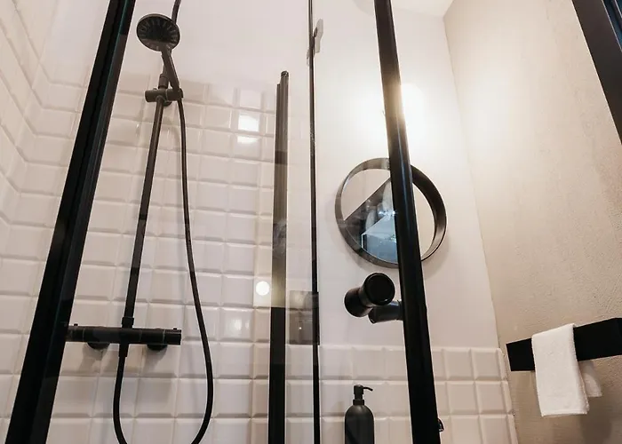 Golden Merchant Main Square *