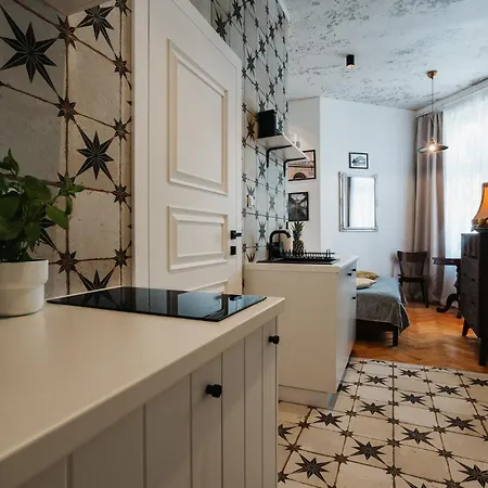 Golden Merchant Main Square Appartement *