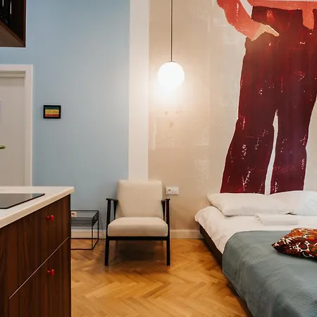 Golden Merchant Main Square *