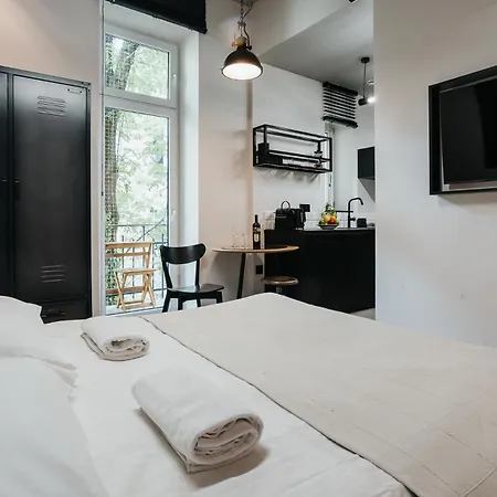 Golden Merchant Main Square Appartement